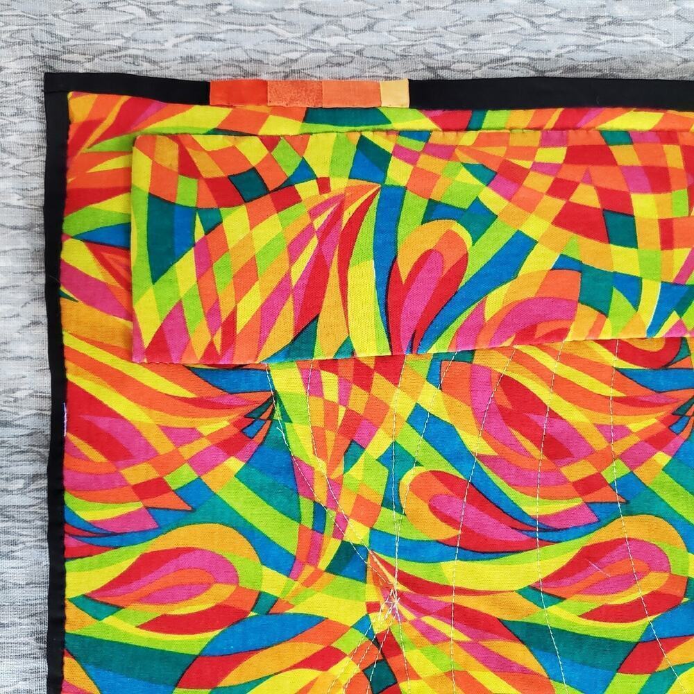 Colorful 53" x 54" Quilted Art Wall Hanging signed by Artist - Fiesta - Picture 10 of 12